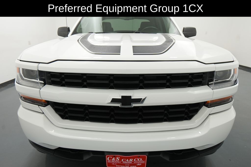 2016 Chevrolet Silverado 1500 Custom - Photo 2
