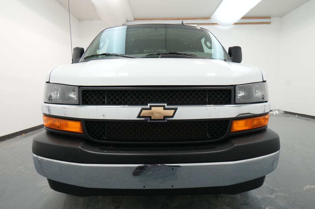 2024 Chevrolet Express 2500