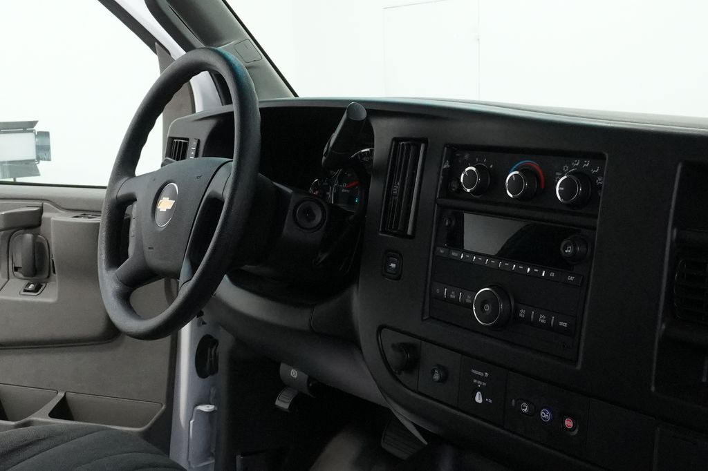 2024 Chevrolet Express 2500