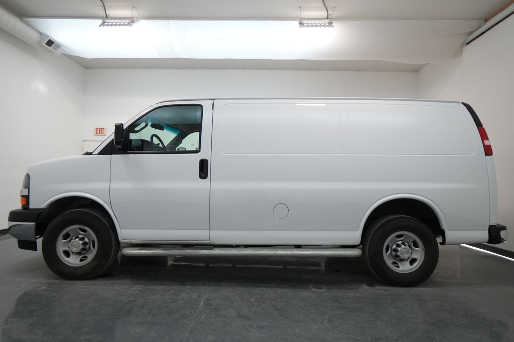 2024 Chevrolet Express 2500