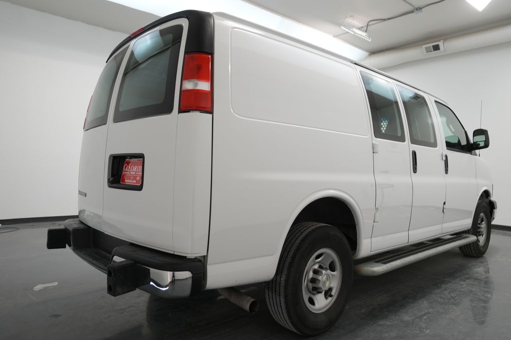 2024 Chevrolet Express 2500