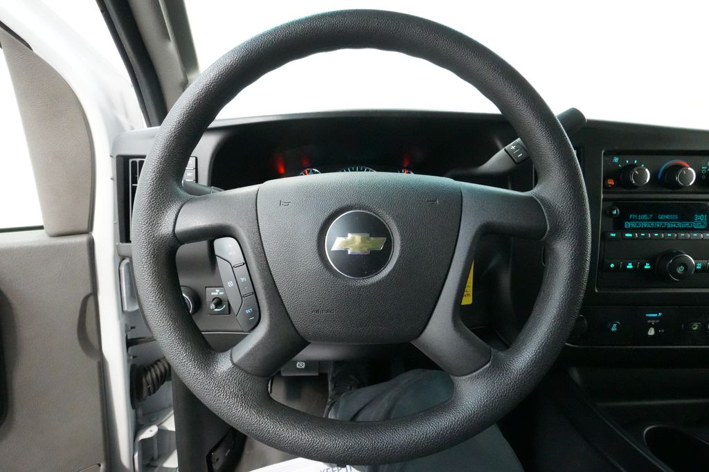 2024 Chevrolet Express 2500