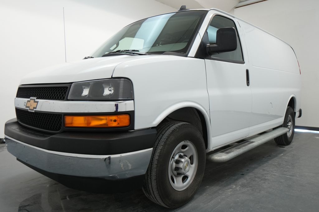 2024 Chevrolet Express 2500