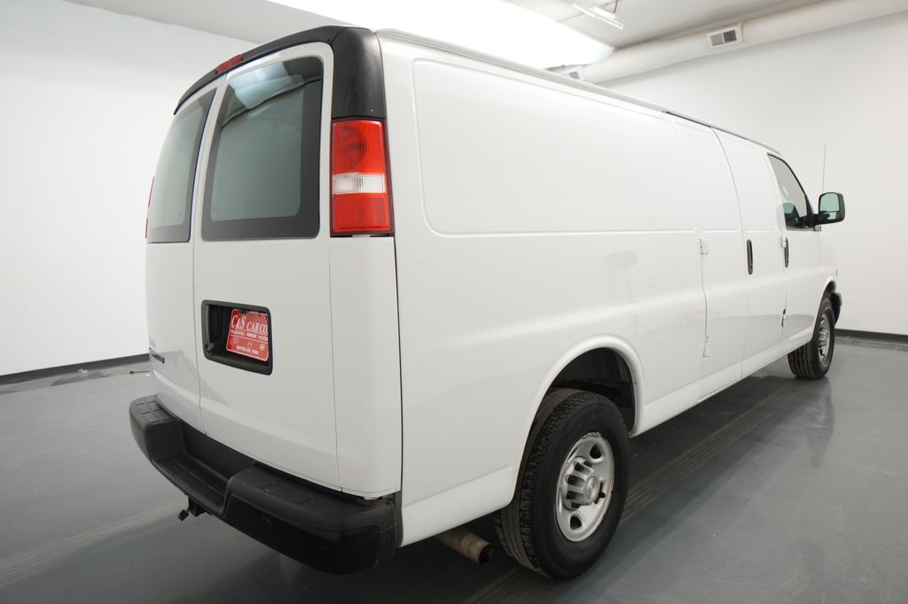 2021 Chevrolet Express 2500