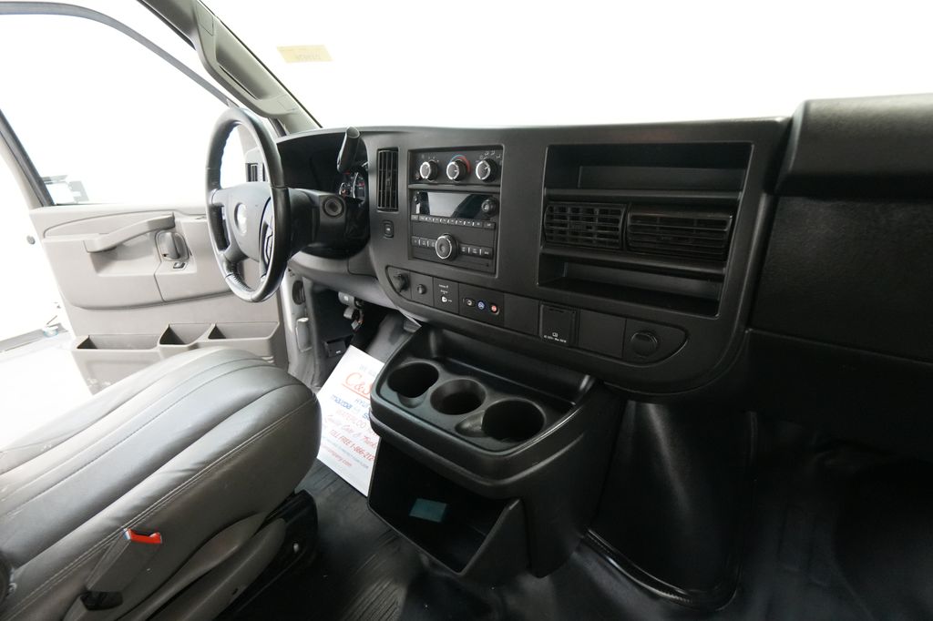 2021 Chevrolet Express 2500