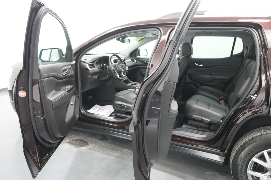 2021 GMC Acadia SLT - Photo 33