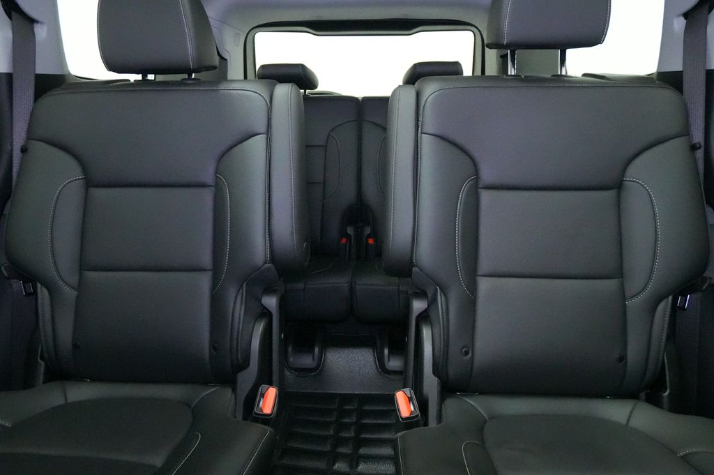 2021 GMC Acadia SLT - Photo 28