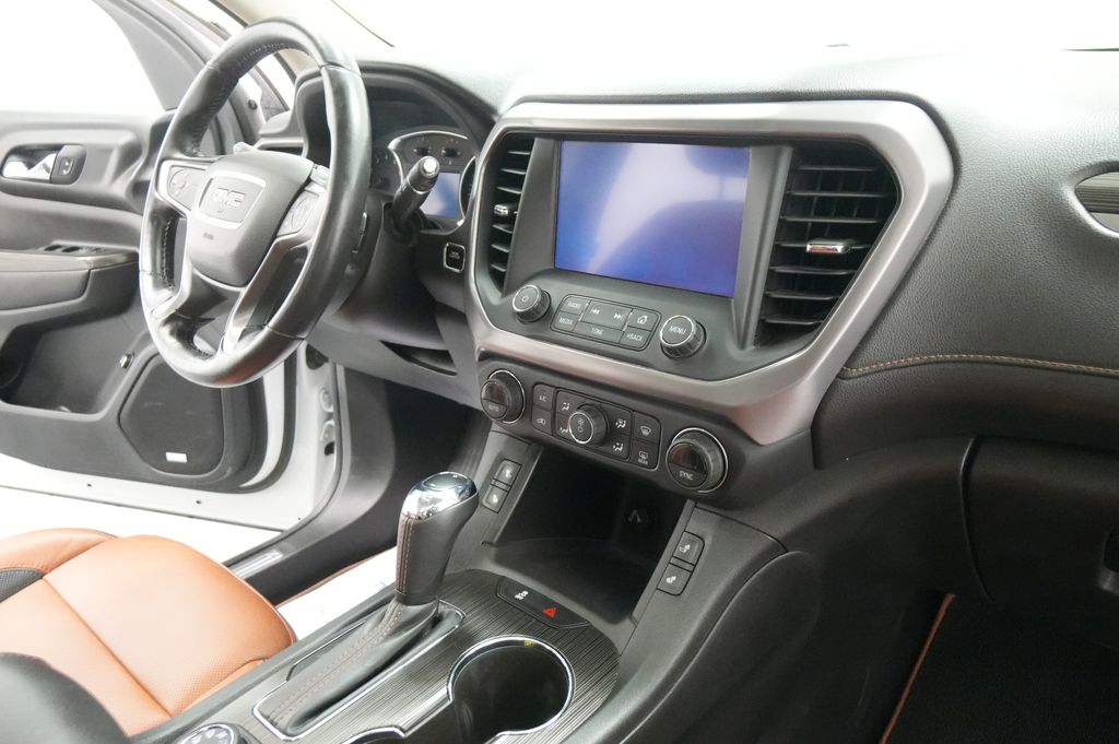 2017 GMC Acadia