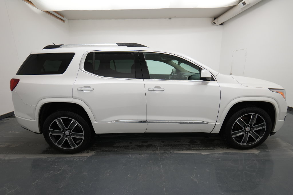 2017 GMC Acadia