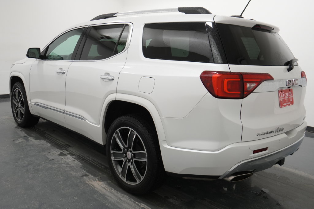 2017 GMC Acadia