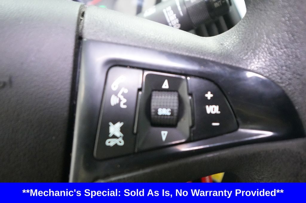 2013 Chevrolet Equinox LS - Photo 30