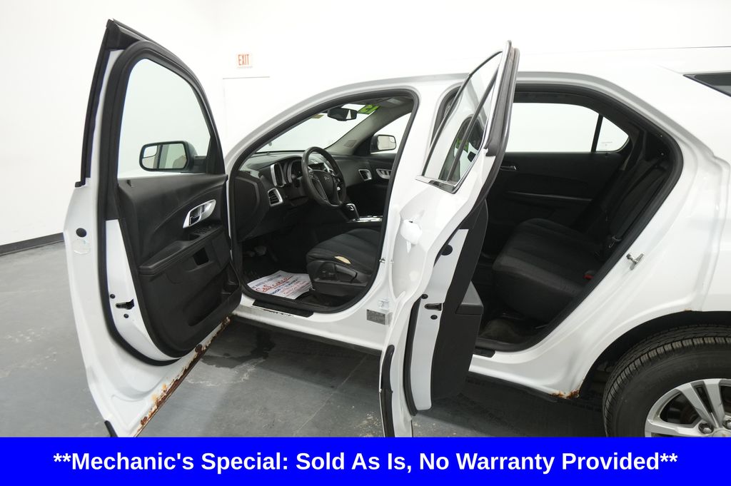 2013 Chevrolet Equinox LS - Photo 18