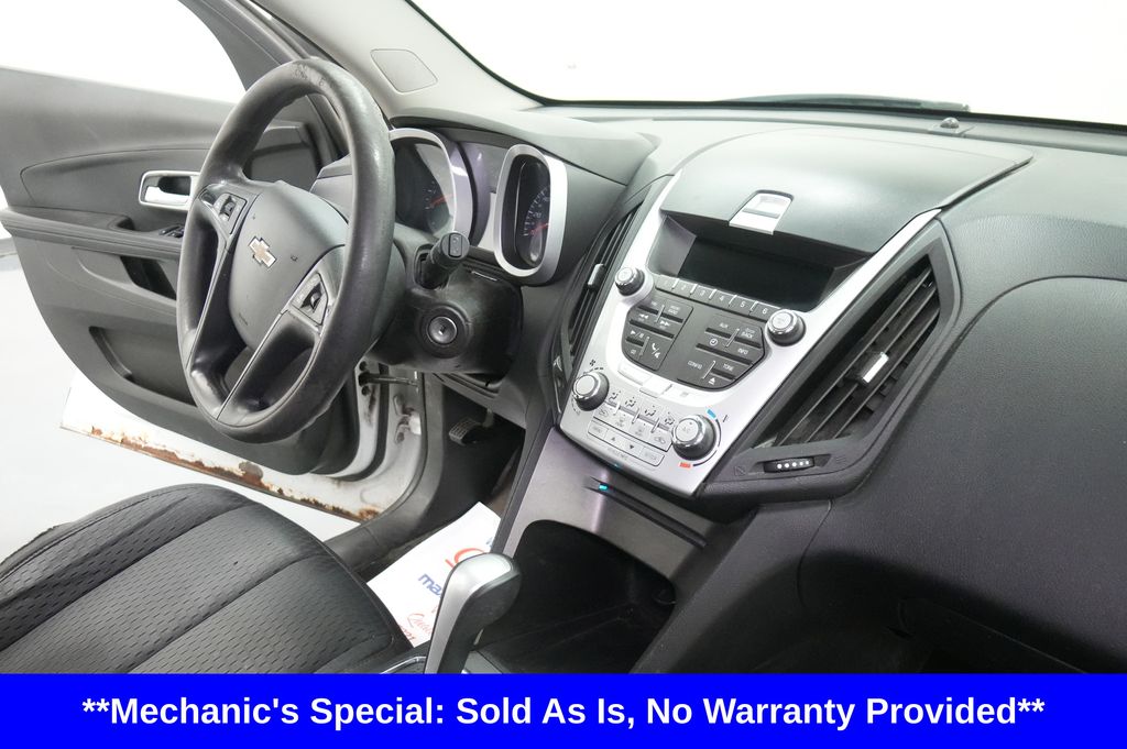 2013 Chevrolet Equinox LS - Photo 23
