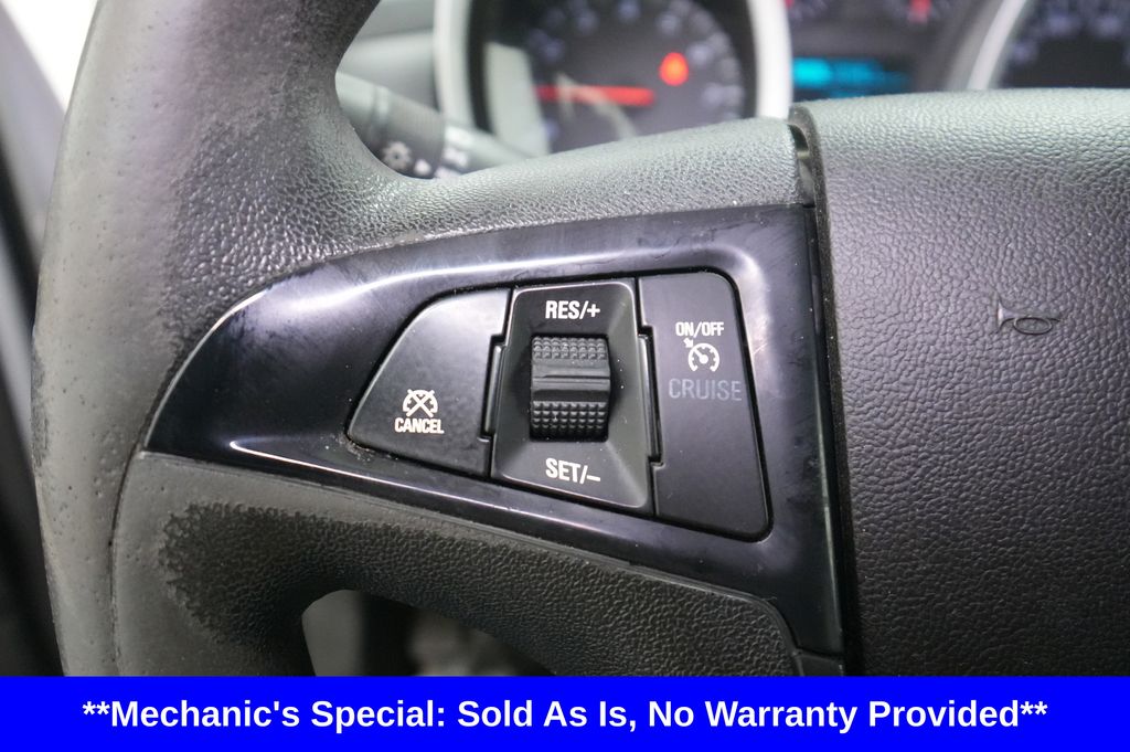 2013 Chevrolet Equinox LS - Photo 31