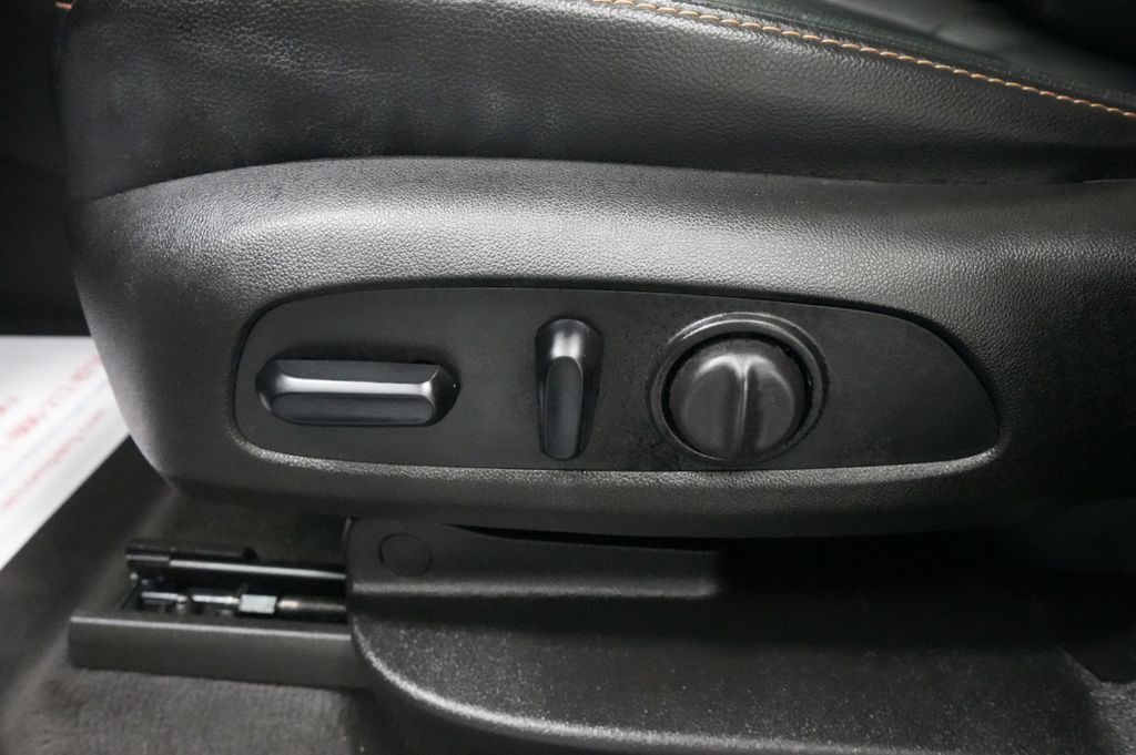 2019 Chevrolet Traverse 3LT - Photo 17