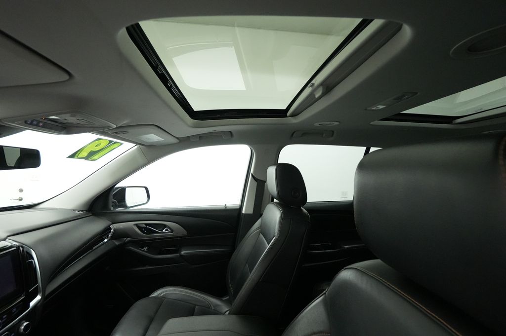 2019 Chevrolet Traverse 3LT - Photo 19