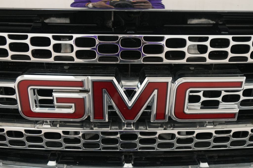 2013 GMC Sierra 2500HD SLT - Photo 11