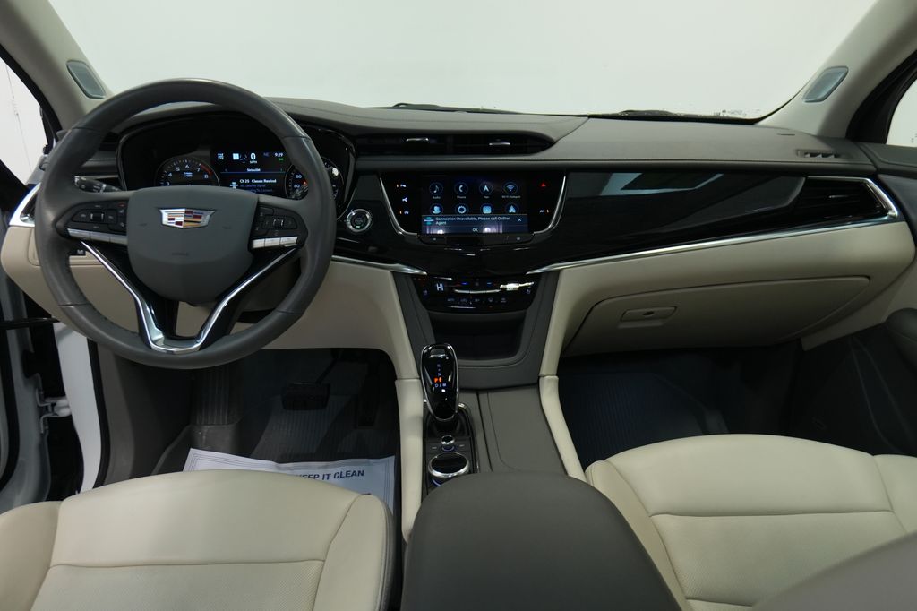 2024 Cadillac XT6