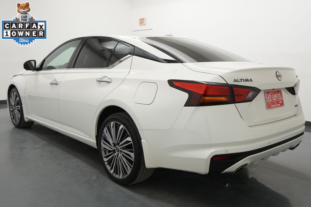 2024 Nissan Altima