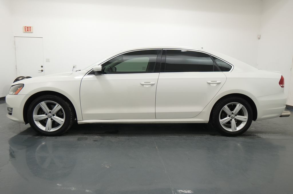 2015 Volkswagen Passat Limited Edition - Photo 4