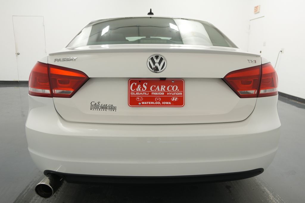 2015 Volkswagen Passat Limited Edition - Photo 7