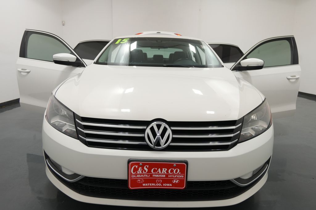 2015 Volkswagen Passat Limited Edition - Photo 25