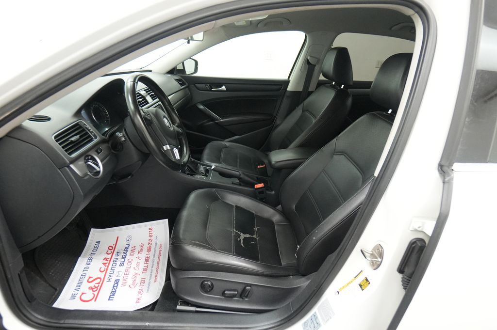 2015 Volkswagen Passat Limited Edition - Photo 14