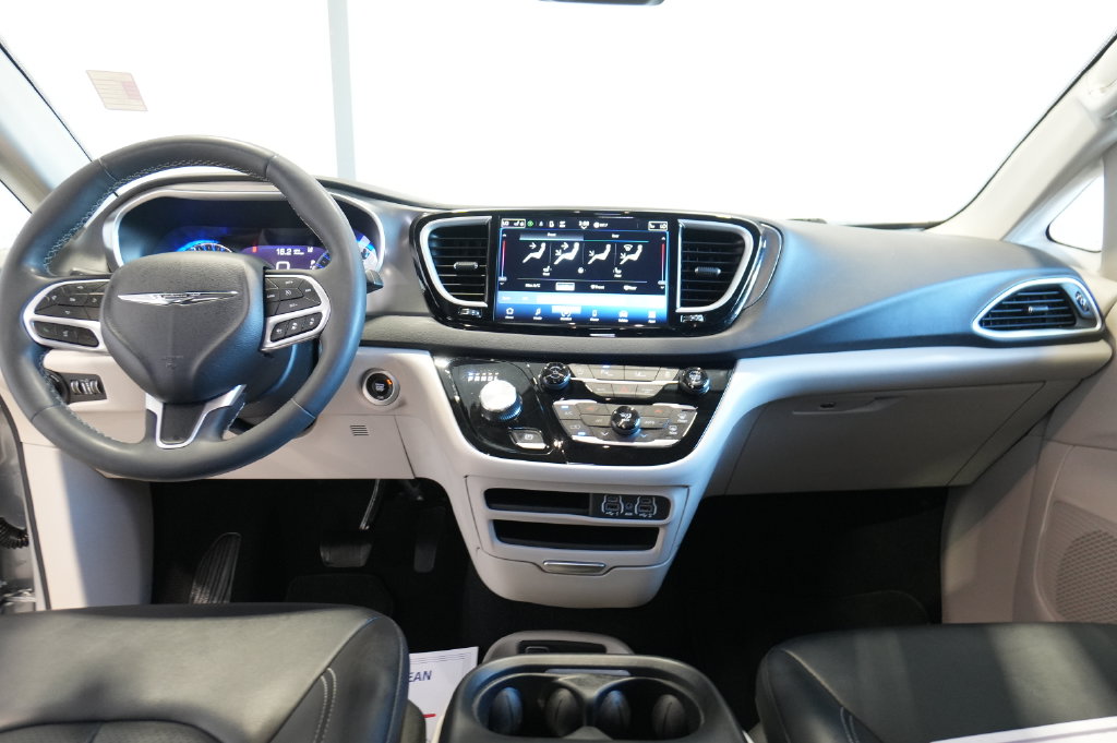 2024 Chrysler Pacifica