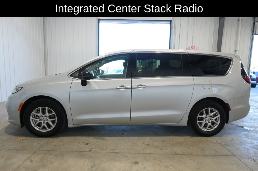 2024 Chrysler Pacifica