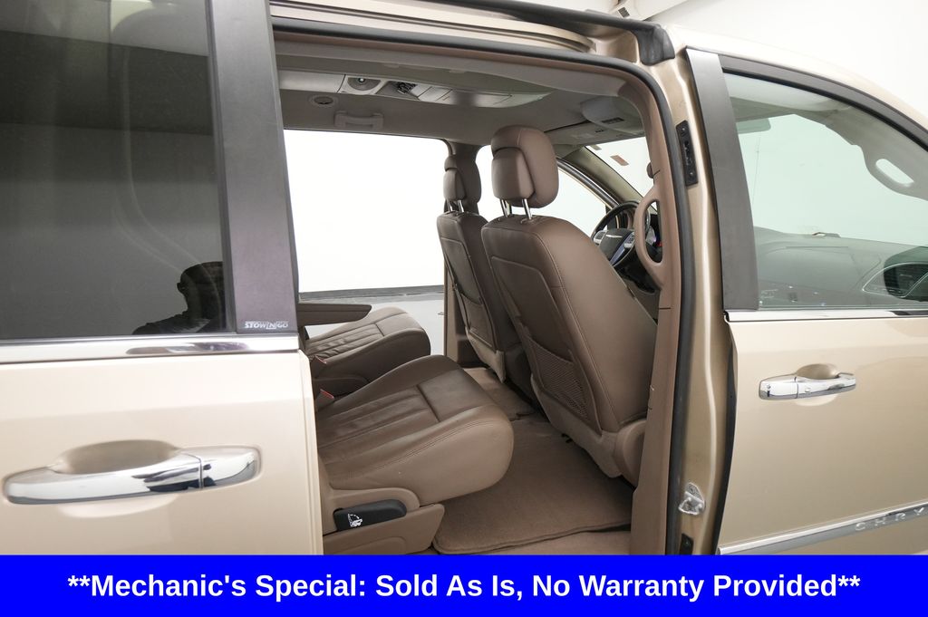2012 Chrysler Town and Country