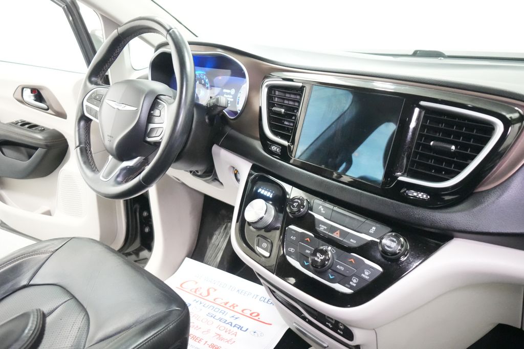 2017 Chrysler Pacifica