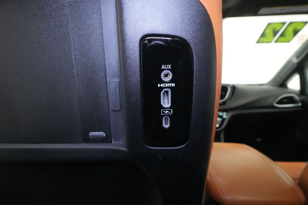 2022 Chrysler Pacifica Hybrid