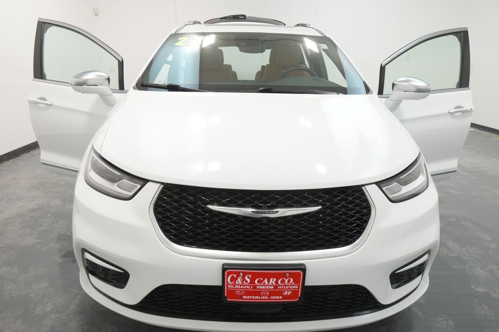 2022 Chrysler Pacifica Hybrid