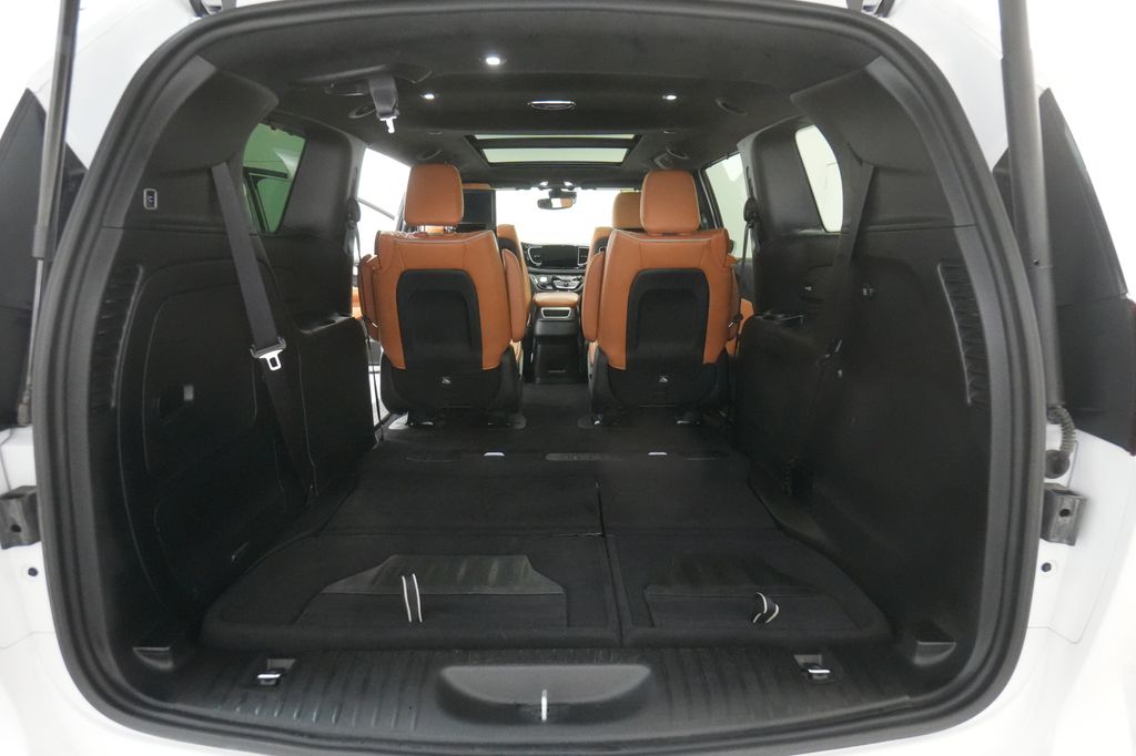 2022 Chrysler Pacifica Hybrid