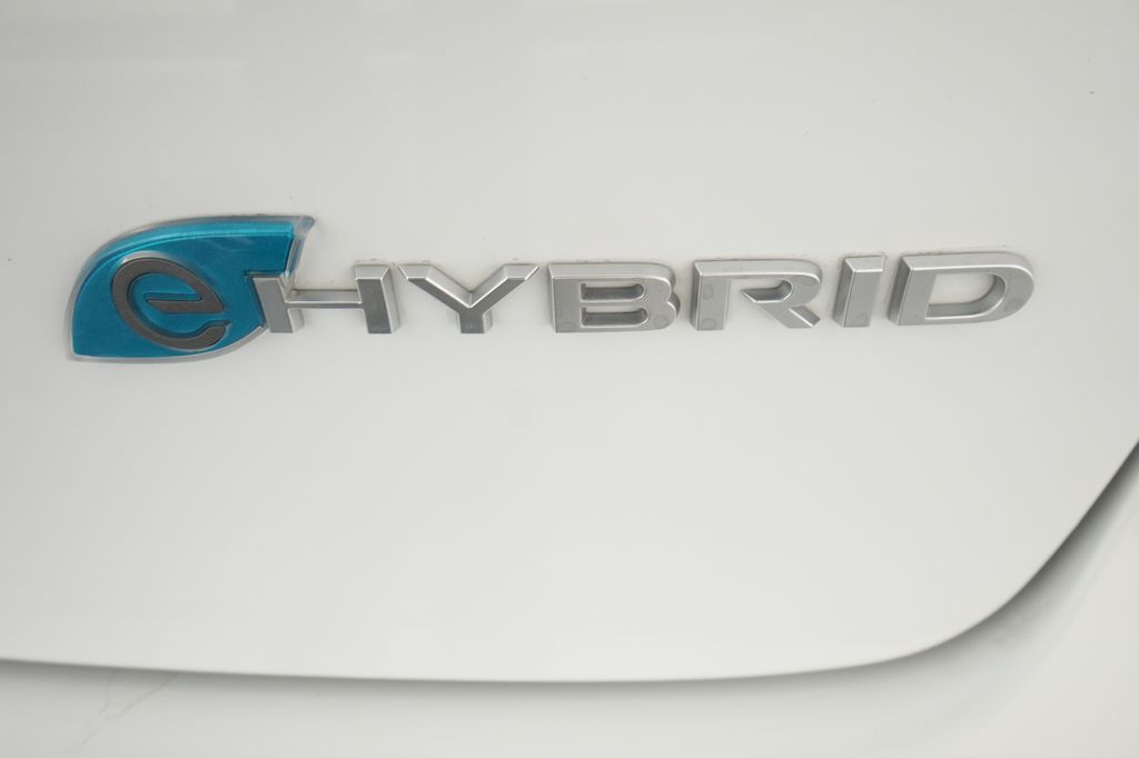 2022 Chrysler Pacifica Hybrid