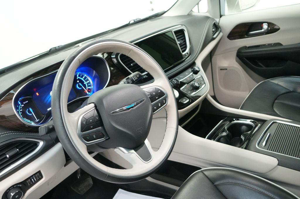2021 Chrysler Pacifica Hybrid