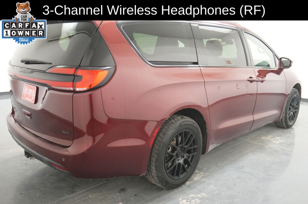 2021 Chrysler Pacifica Touring L - Photo 9