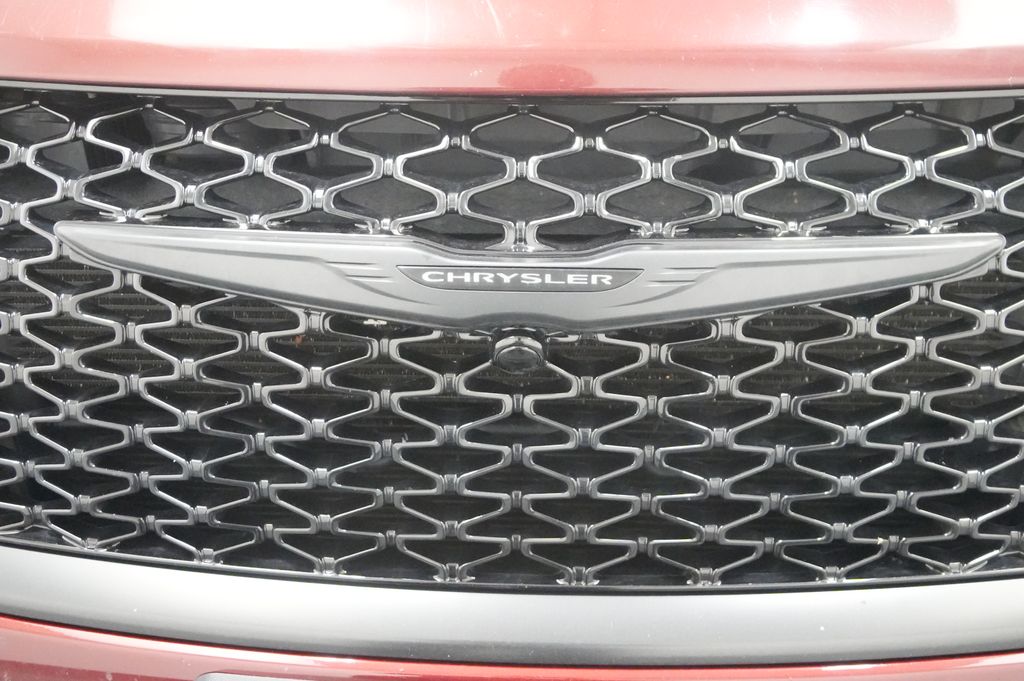 2021 Chrysler Pacifica Touring L - Photo 12