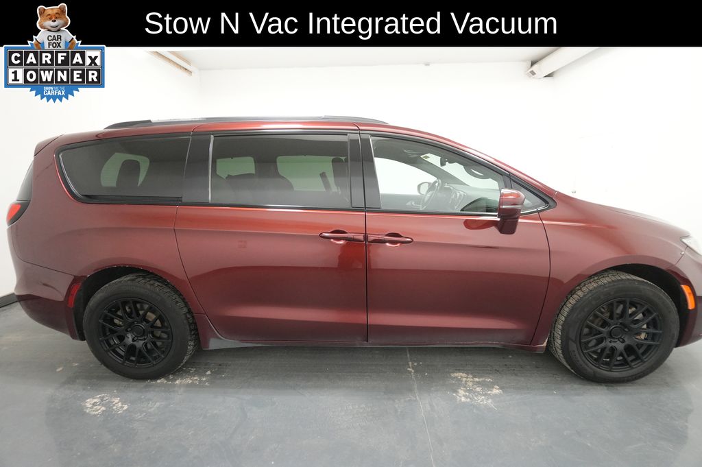 2021 Chrysler Pacifica Touring L - Photo 10