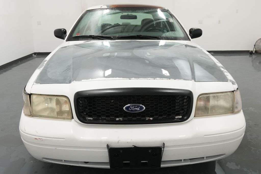 2004 Ford Crown Victoria