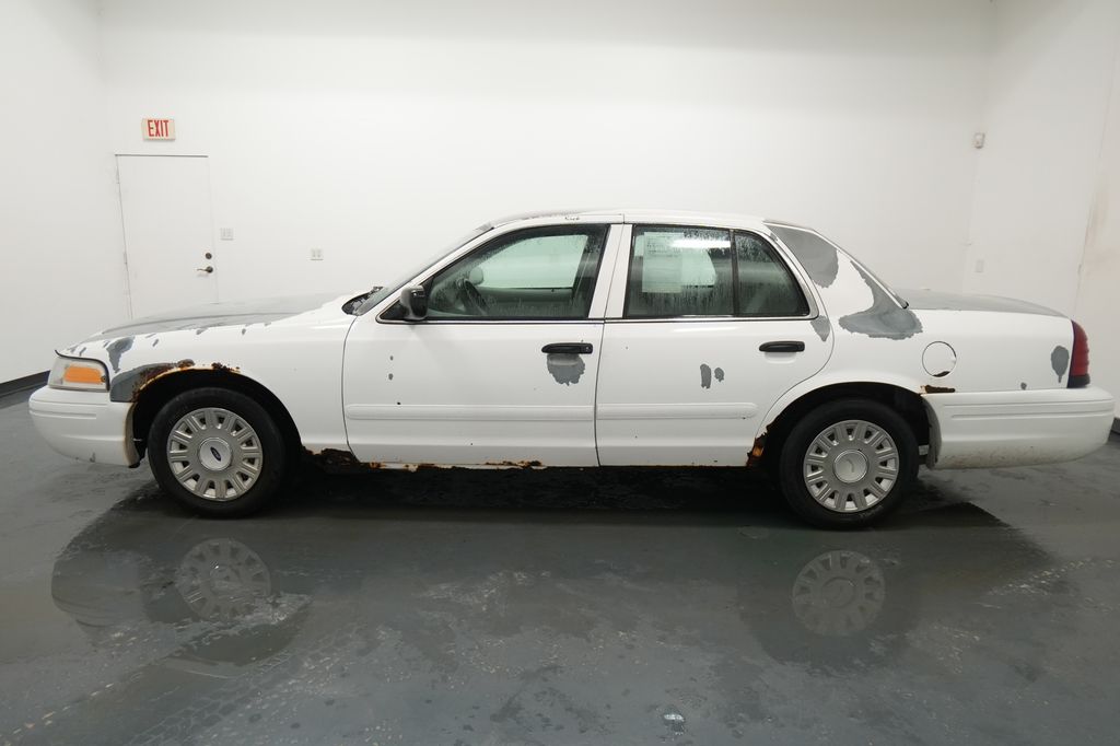 2004 Ford Crown Victoria