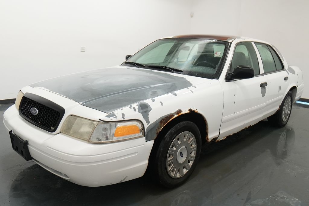 2004 Ford Crown Victoria
