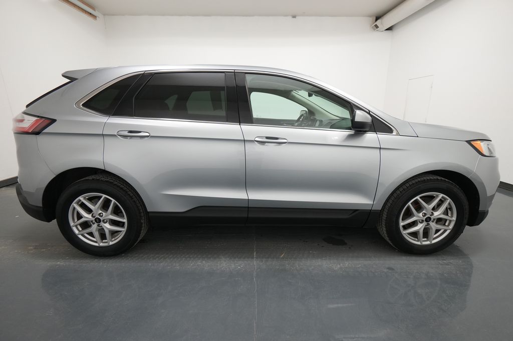2023 Ford Edge SEL - Photo 10
