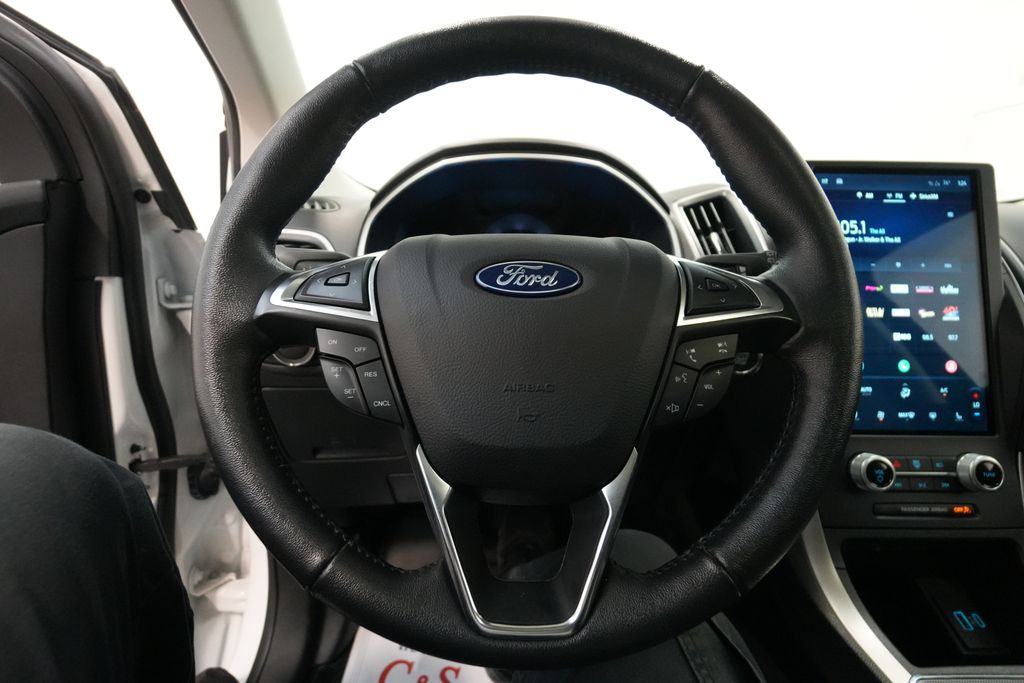 2021 Ford Edge