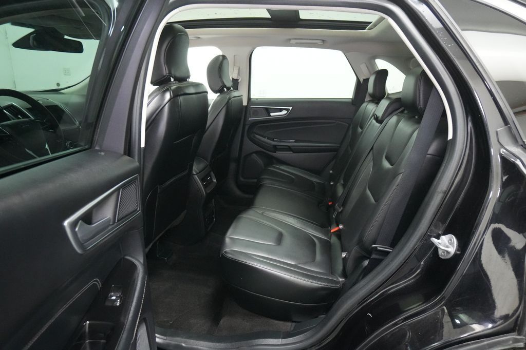 2019 Ford Edge