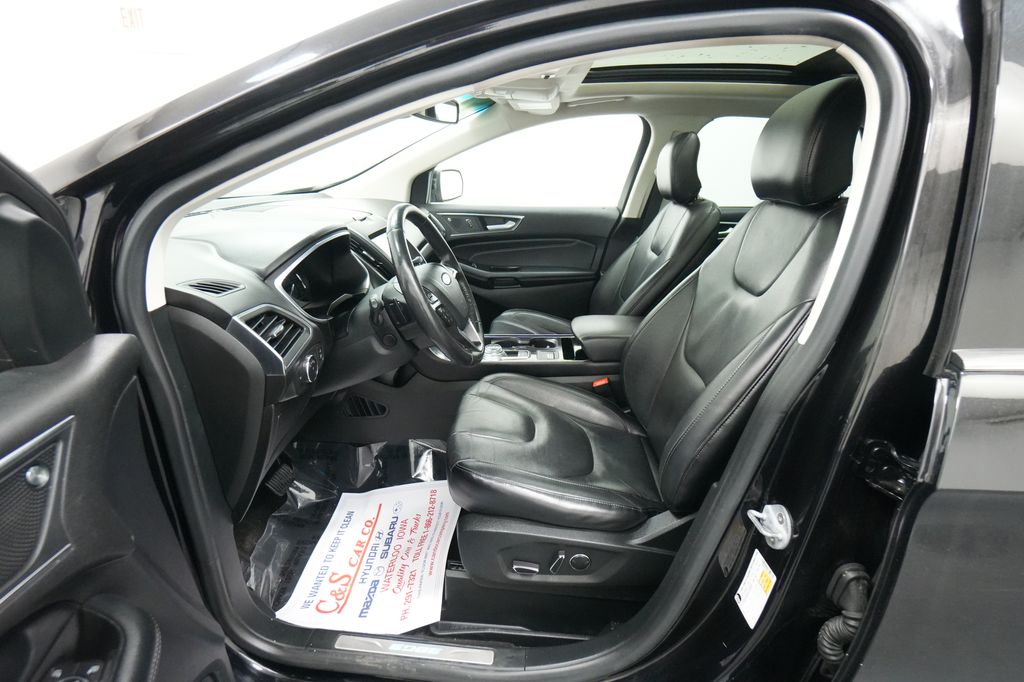 2019 Ford Edge