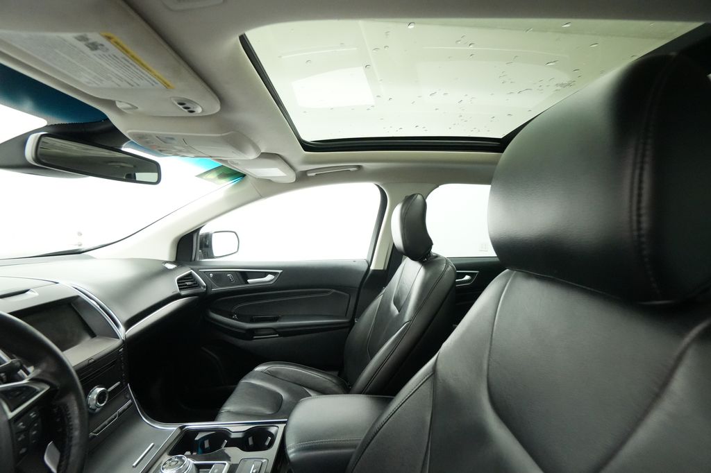 2019 Ford Edge
