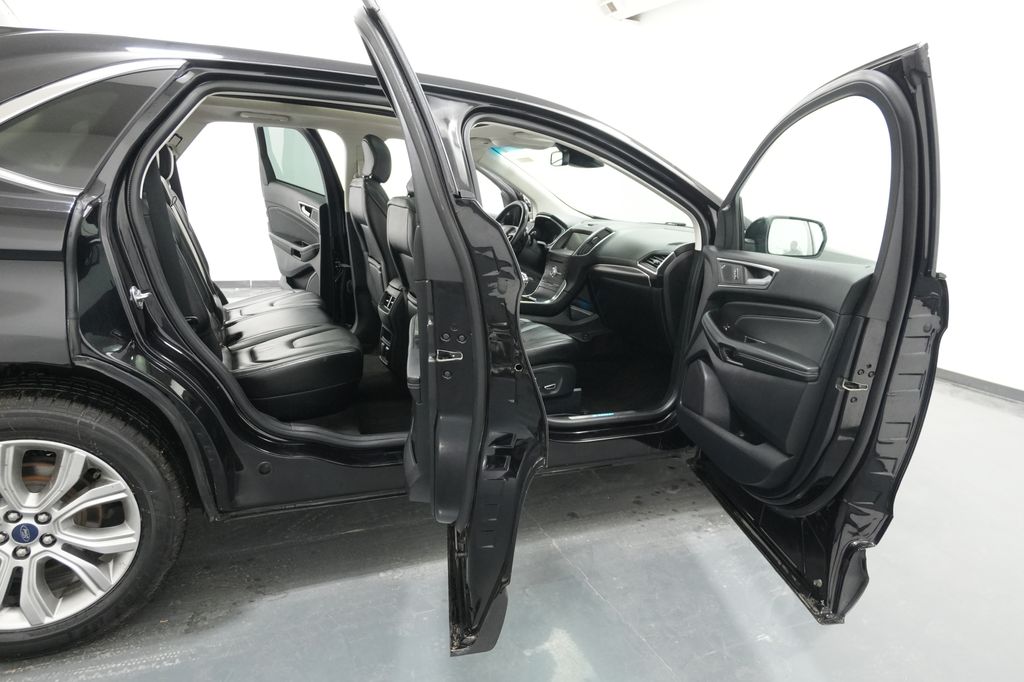 2019 Ford Edge