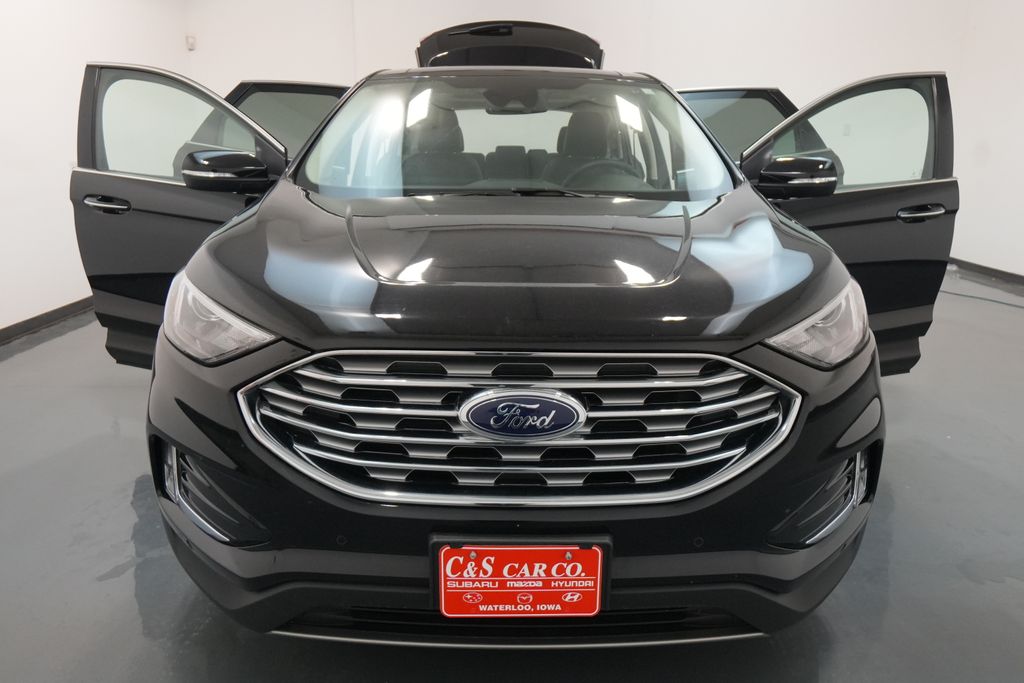 2023 Ford Edge