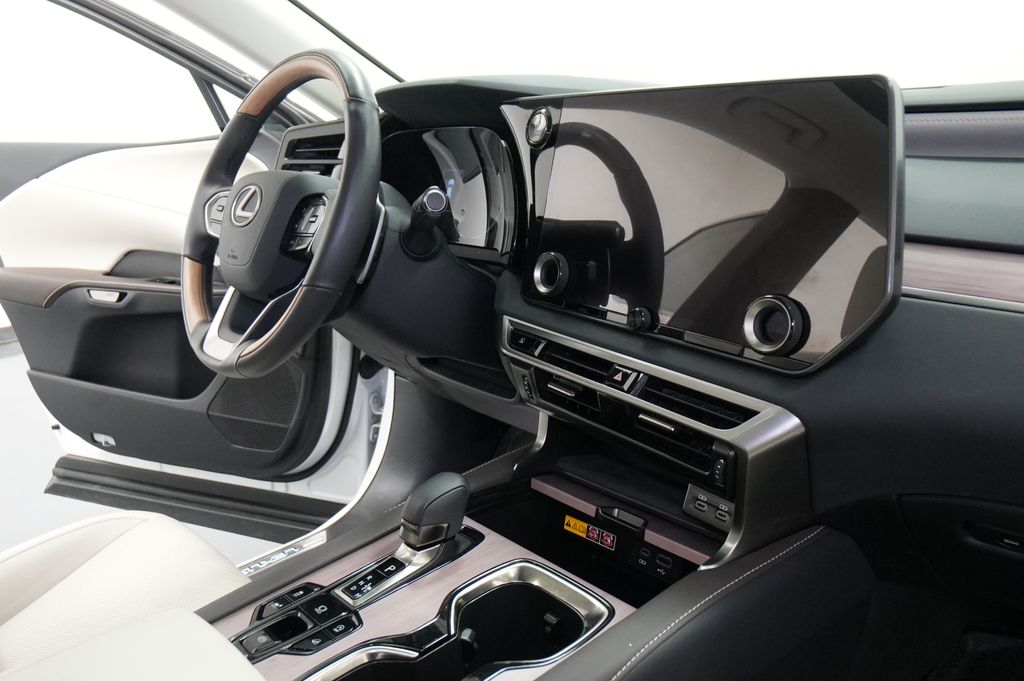 2024 Lexus RX